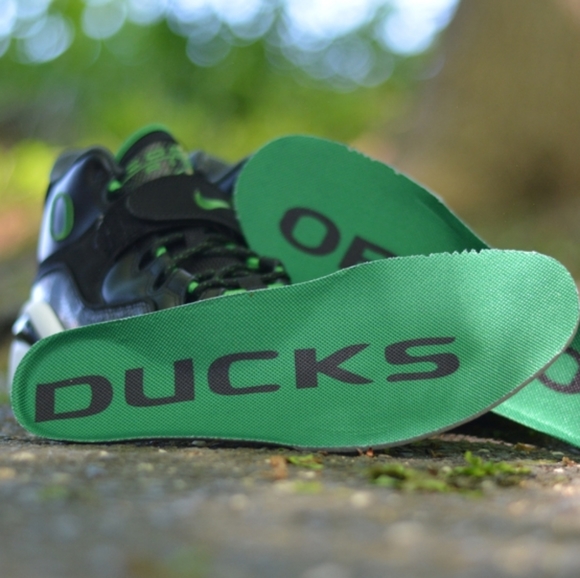 Nike Zoom Air Turf Sneakers Shoes RARE UNUSED - Picture 7 of 12